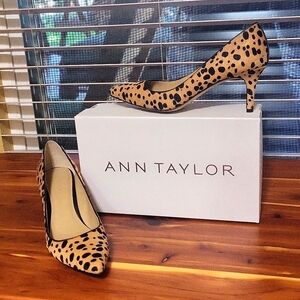 Ann Taylor Eryn Calf Hair Kitten Heel Pumps 9M